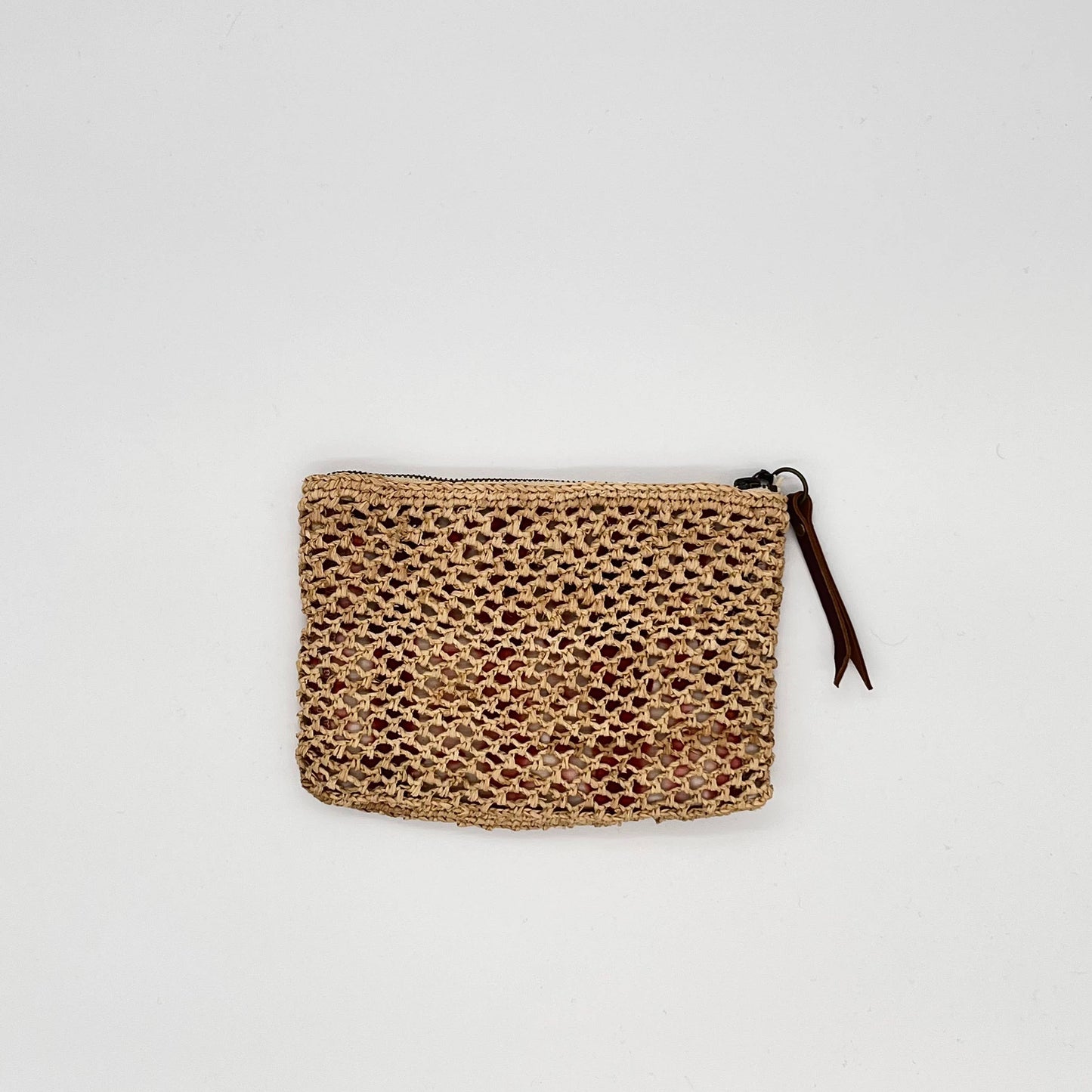 River Lacy SS22 - Pochette en raphia ajourée - Sans-Arcidet