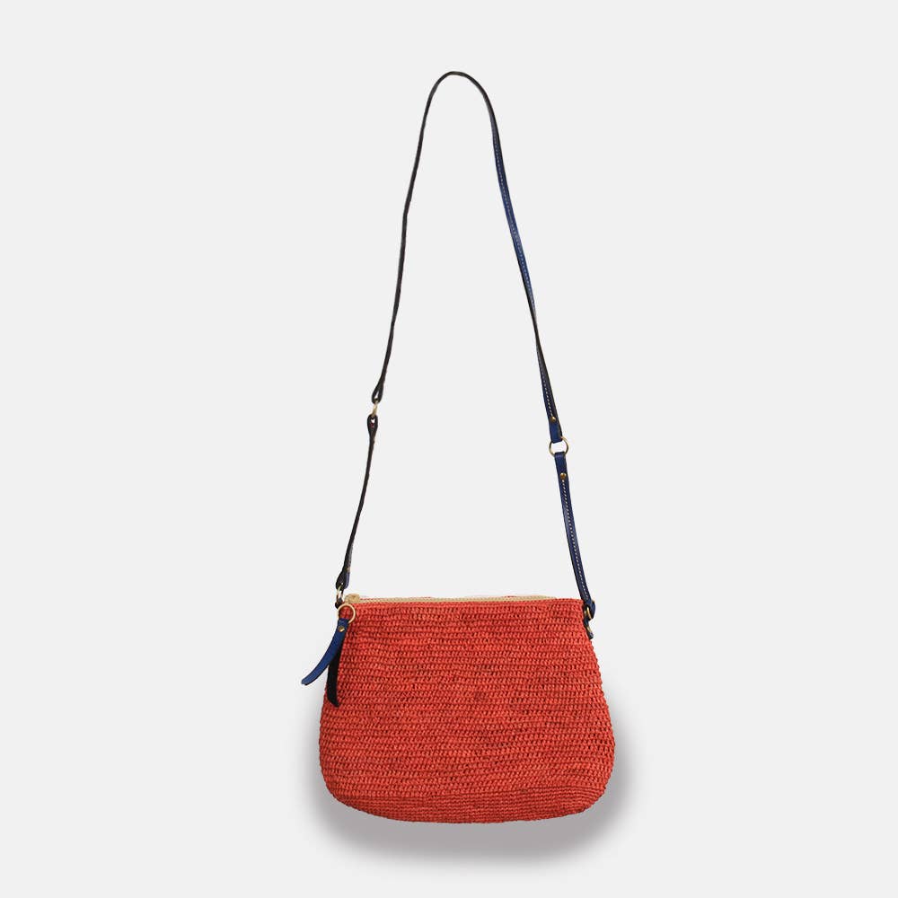 Balagan MA SS23 - Sac à bandoulière en raphia à mailles serrées