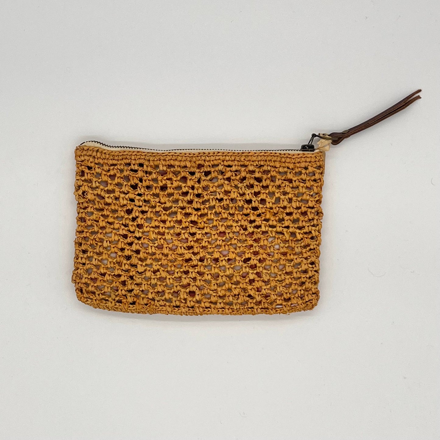 River Lacy SS22 - Pochette en raphia ajourée - Sans-Arcidet